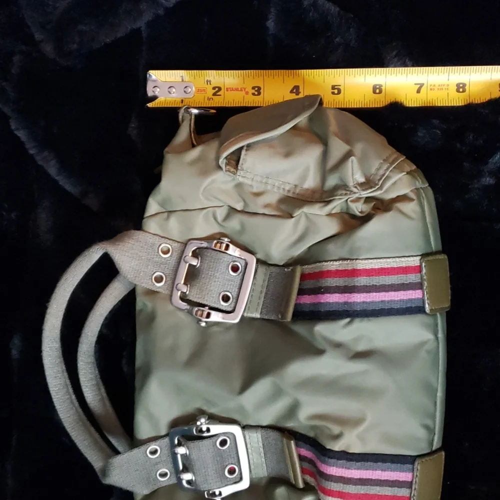 Guang Tong Army Green Nylon Purse Bag - Picture 9 of 9